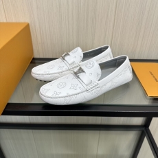 Louis Vuitton Low Shoes